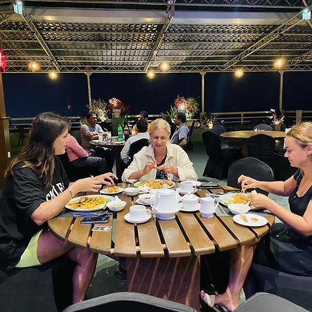 Mount Rich Rumassala Hotel Unawatuna Eksteriør billede