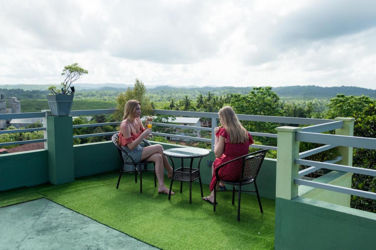 Mount Rich Rumassala Hotel Unawatuna Eksteriør billede