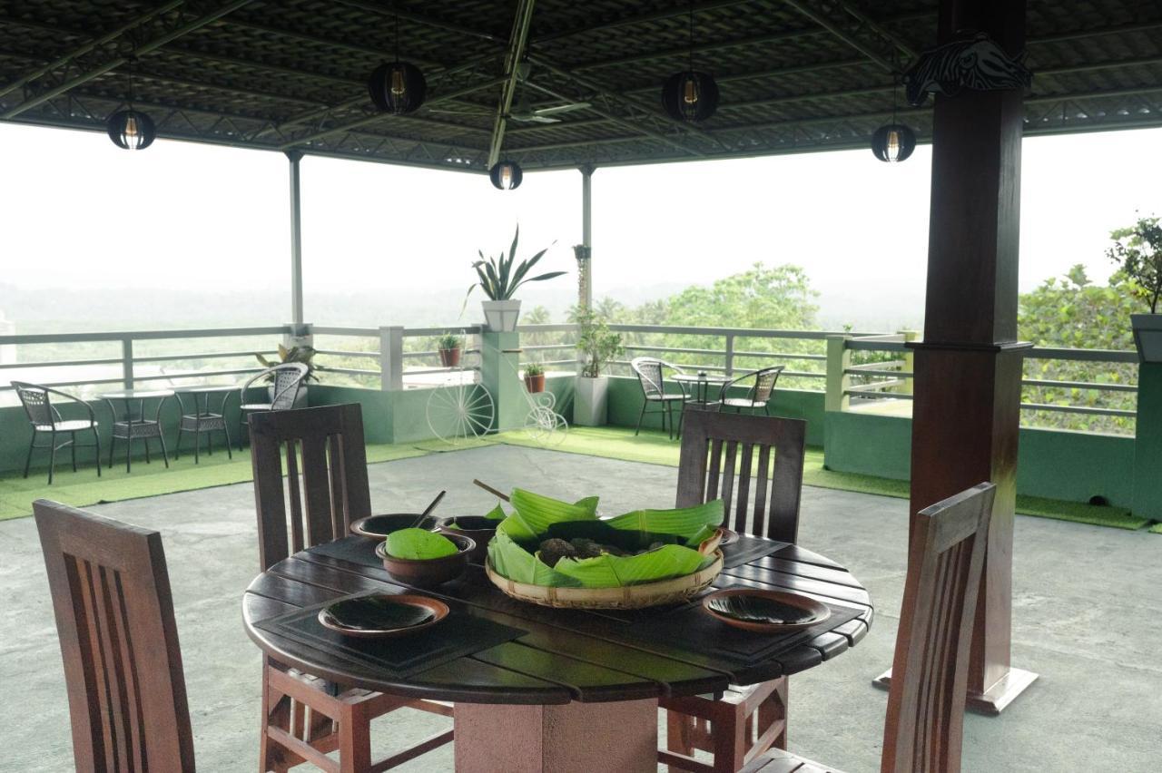 Mount Rich Rumassala Hotel Unawatuna Eksteriør billede