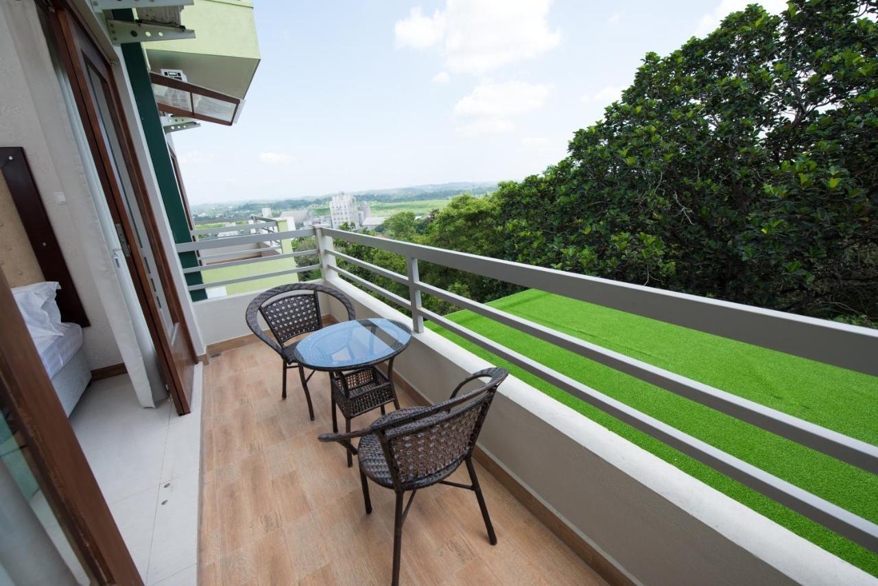 Mount Rich Rumassala Hotel Unawatuna Eksteriør billede