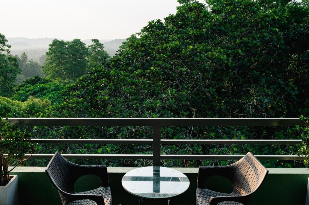 Mount Rich Rumassala Hotel Unawatuna Eksteriør billede