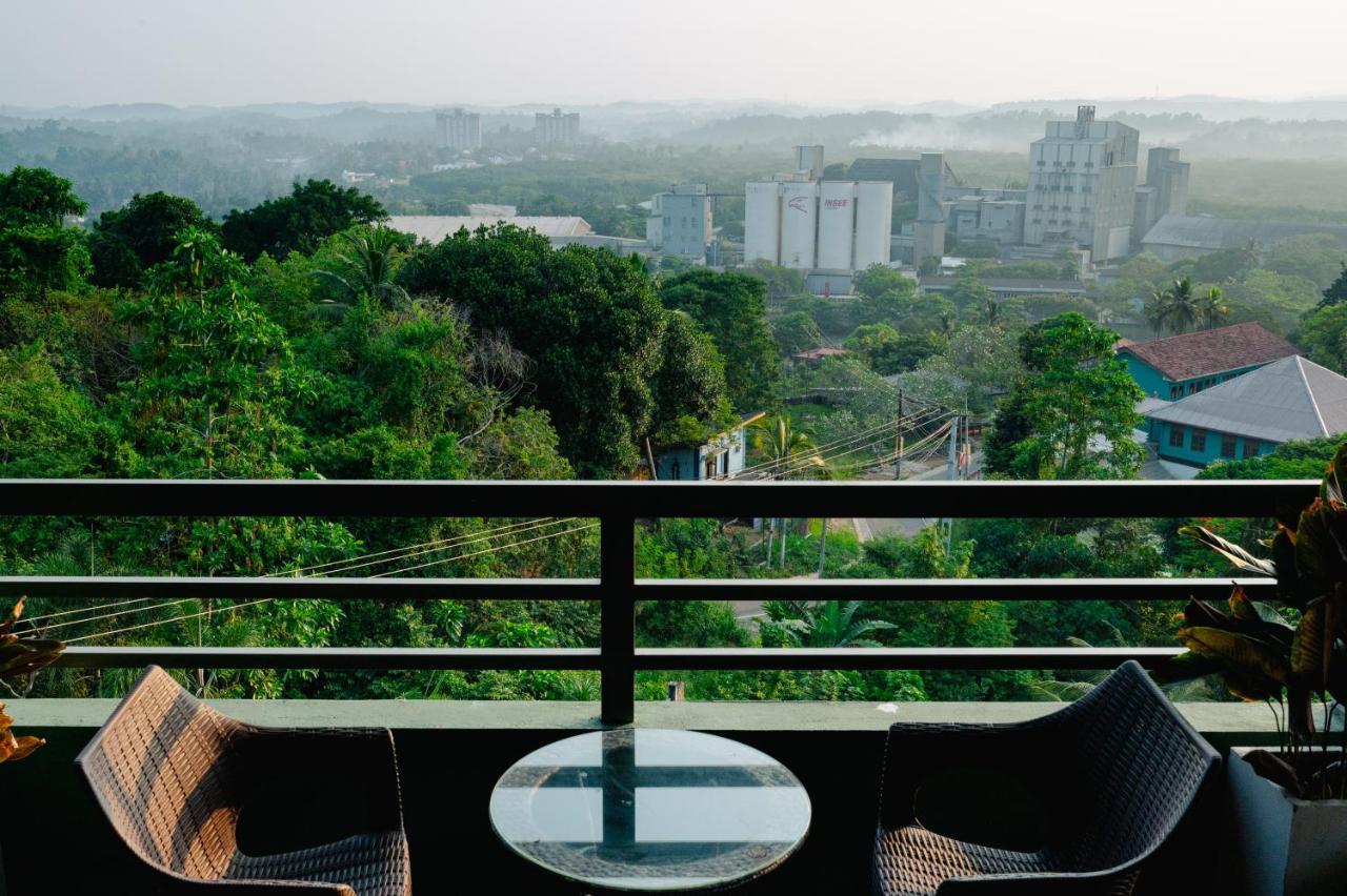 Mount Rich Rumassala Hotel Unawatuna Eksteriør billede