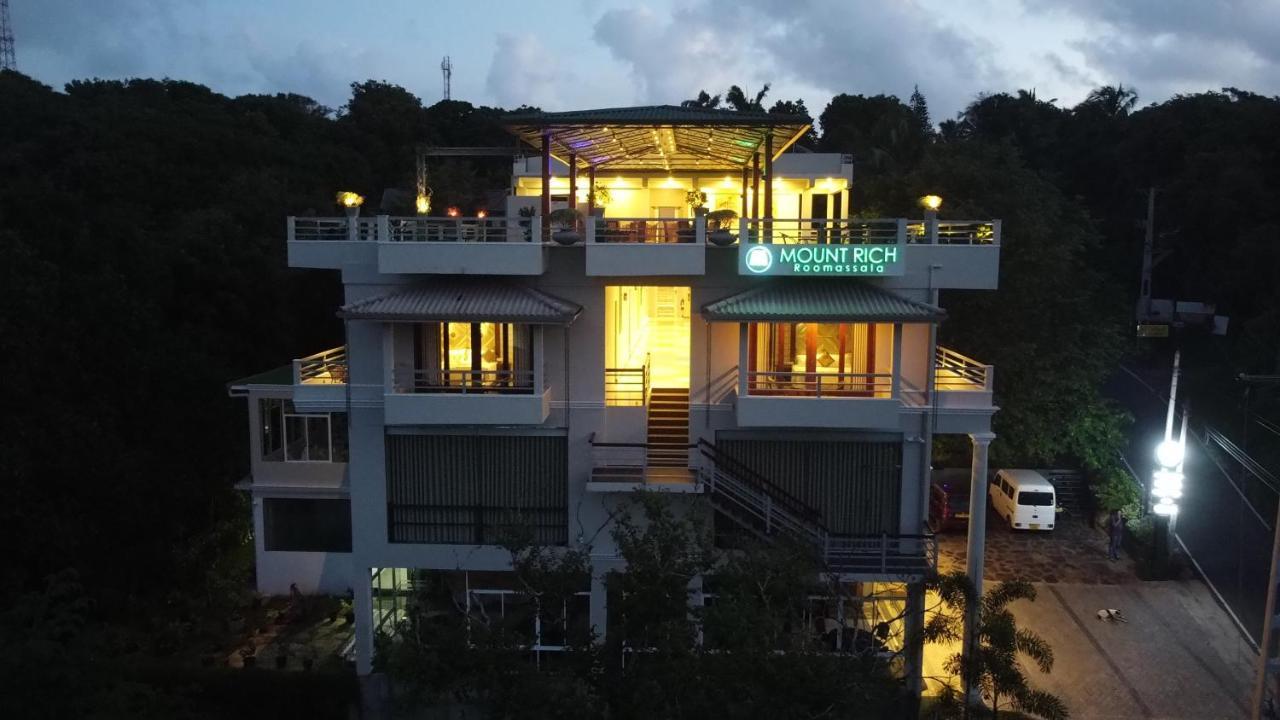Mount Rich Rumassala Hotel Unawatuna Eksteriør billede