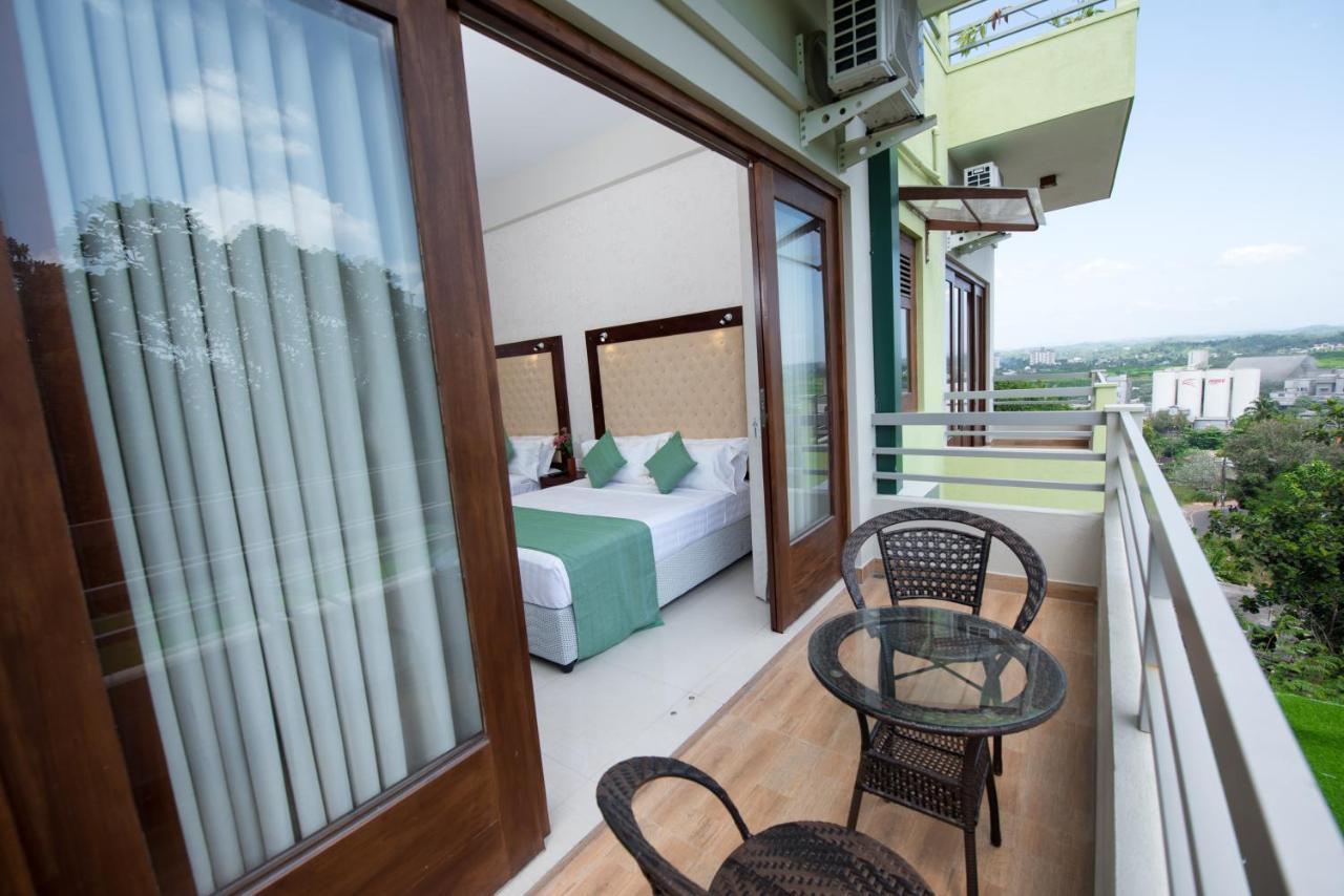 Mount Rich Rumassala Hotel Unawatuna Eksteriør billede
